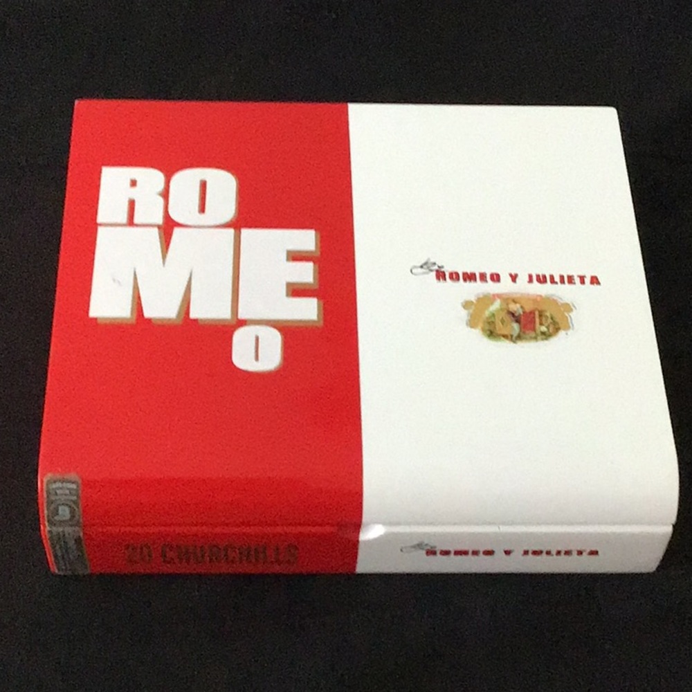 Retro wooden cigar box